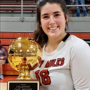 Meet your Posher, Chloe